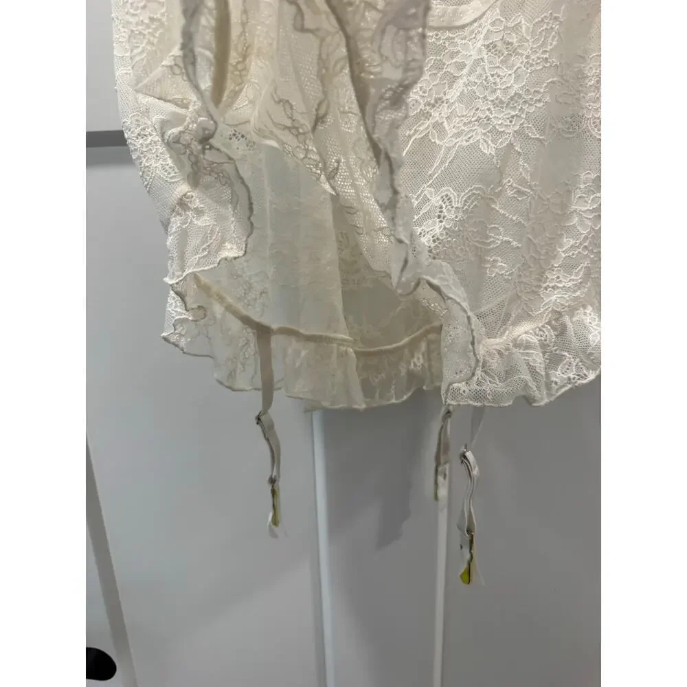 Victorias Secret White Lingerie Lace Garter Slip Bridal NWT M